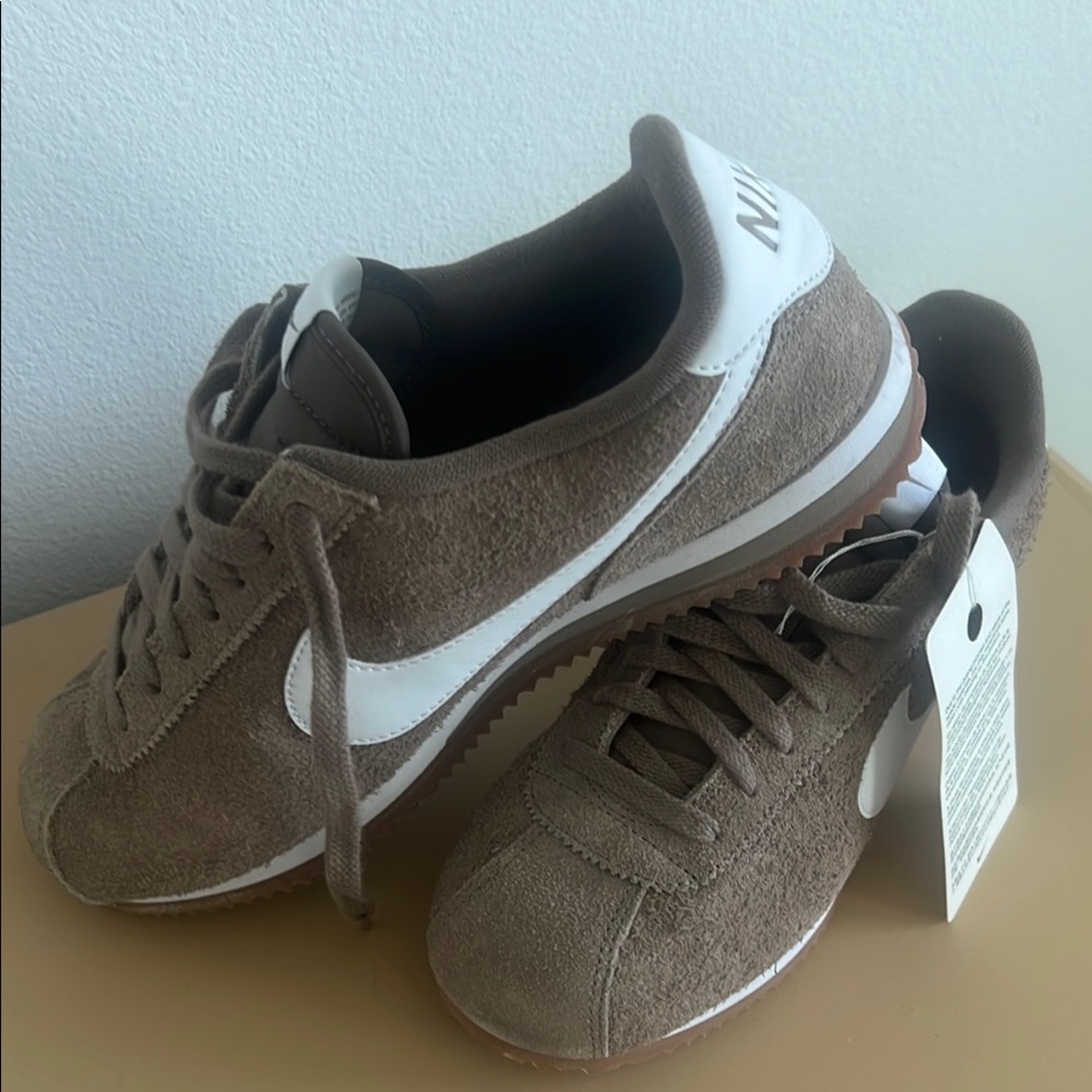 Nike Cortez vintage mink brown size 8.5